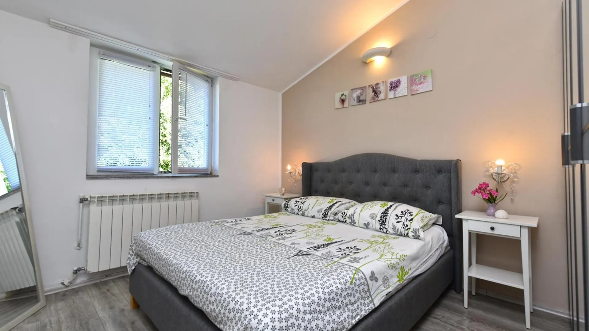 Apartment 2395 Peroj
